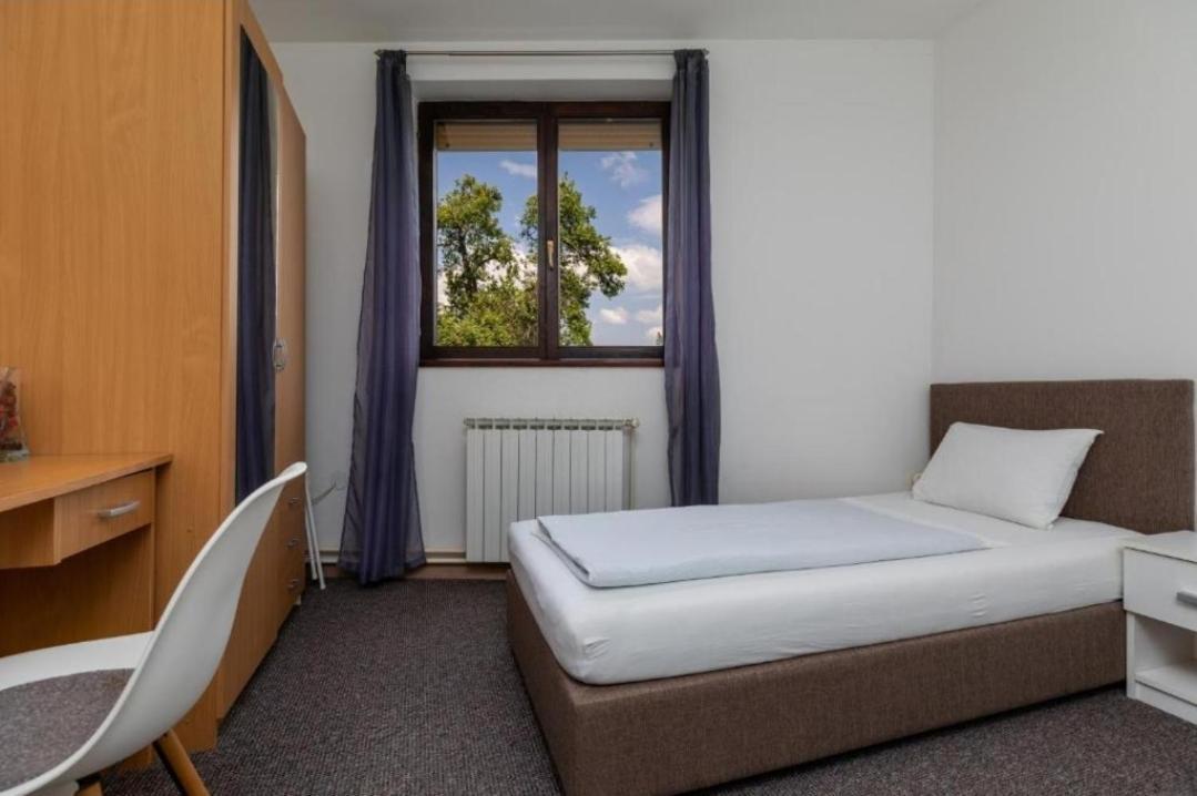 Apartment Karlovac Luaran gambar