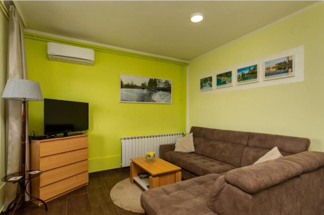 Apartment Karlovac Luaran gambar